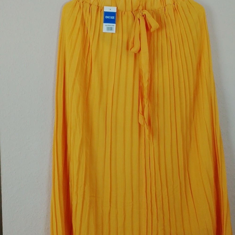 Yellow Pleated Women's Long Skirt